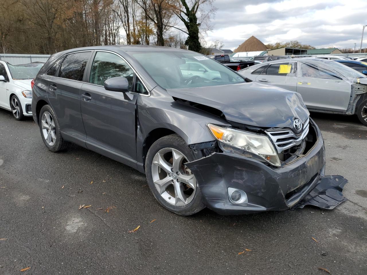2010 Toyota Venza - Image 4