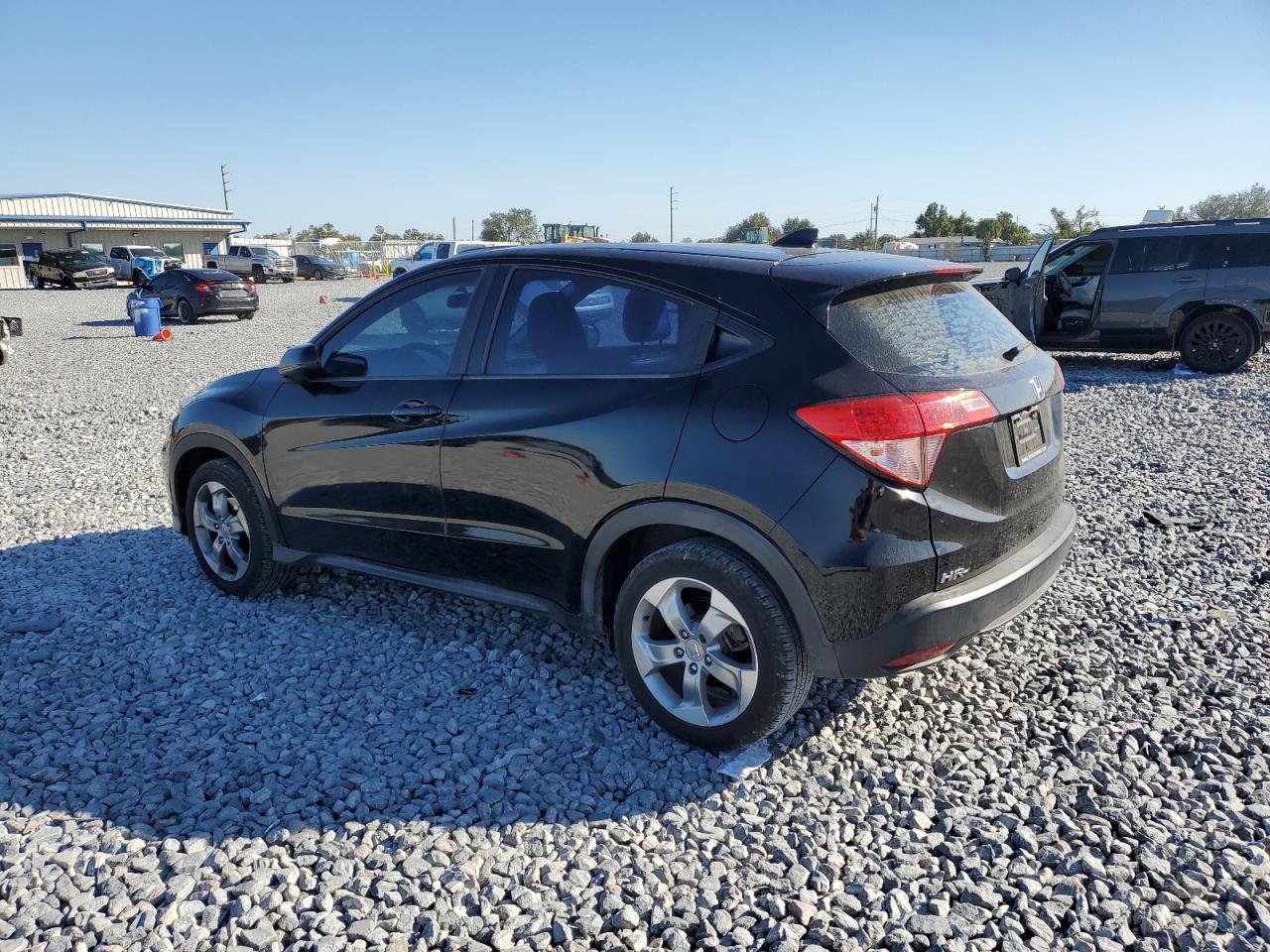 2017 Honda Hr-V Lx - Фото 2