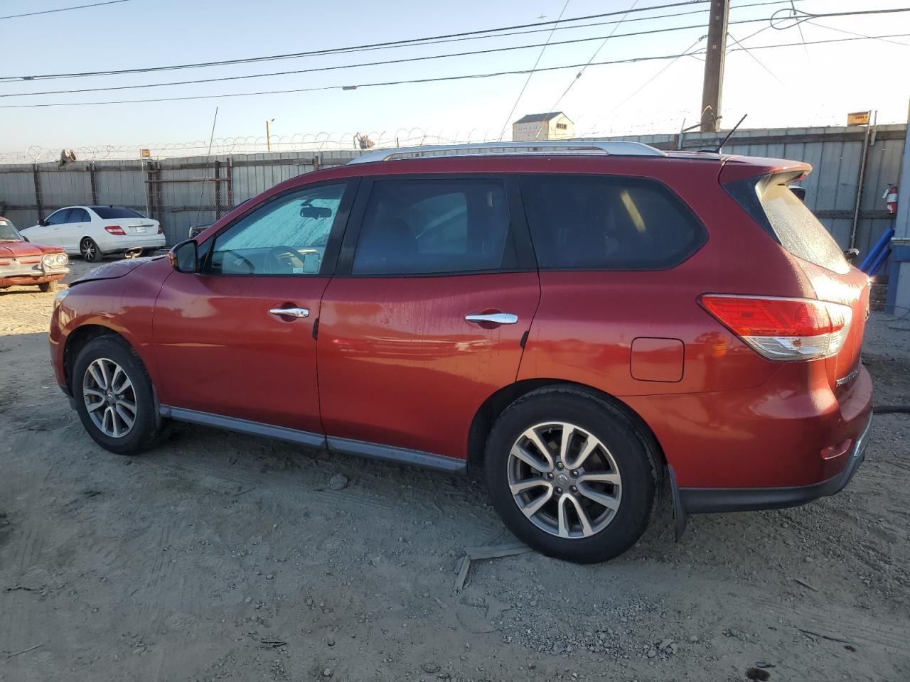 2014 Nissan Pathfinder S - Фото 2