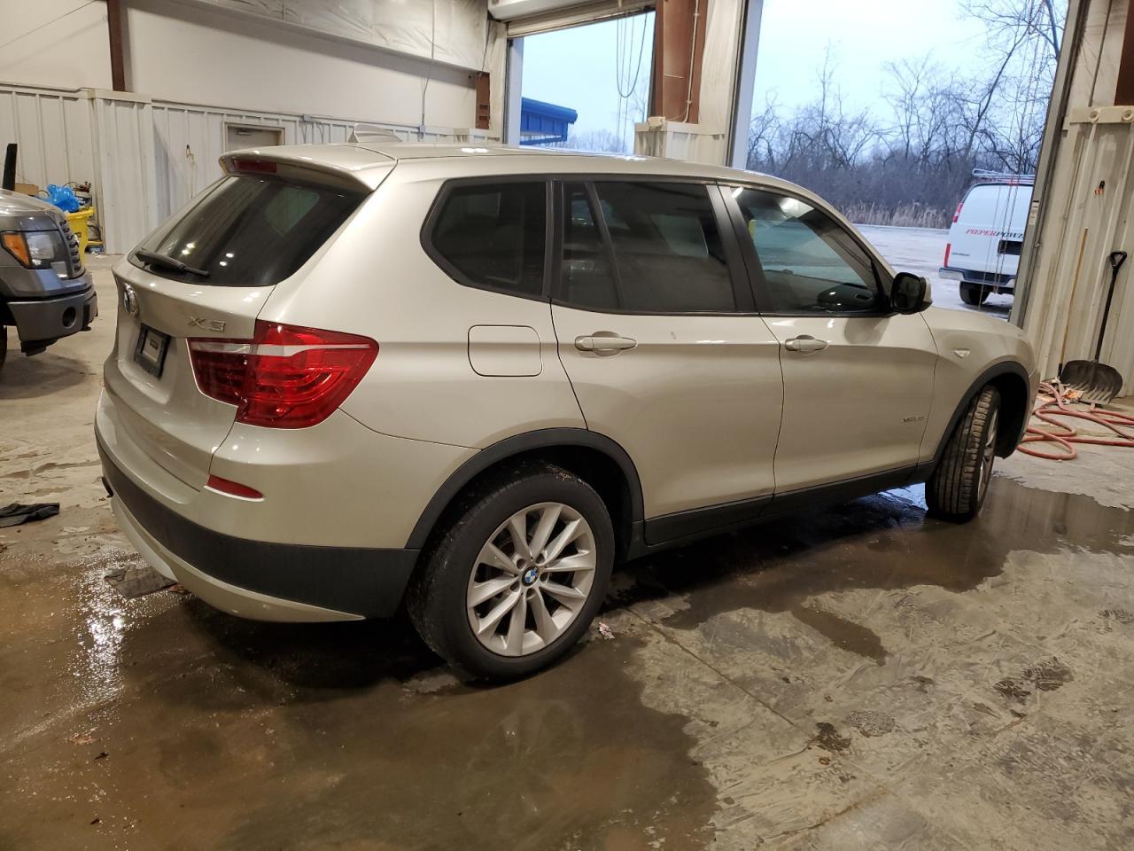 2013 BMW X3 xDrive28I - Фото 3