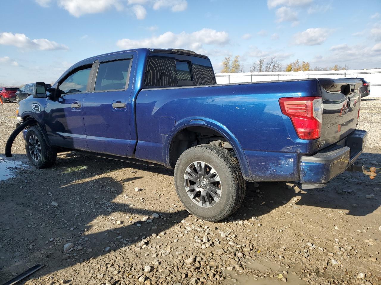 2017 Nissan Titan Xd Sl - Фото 2