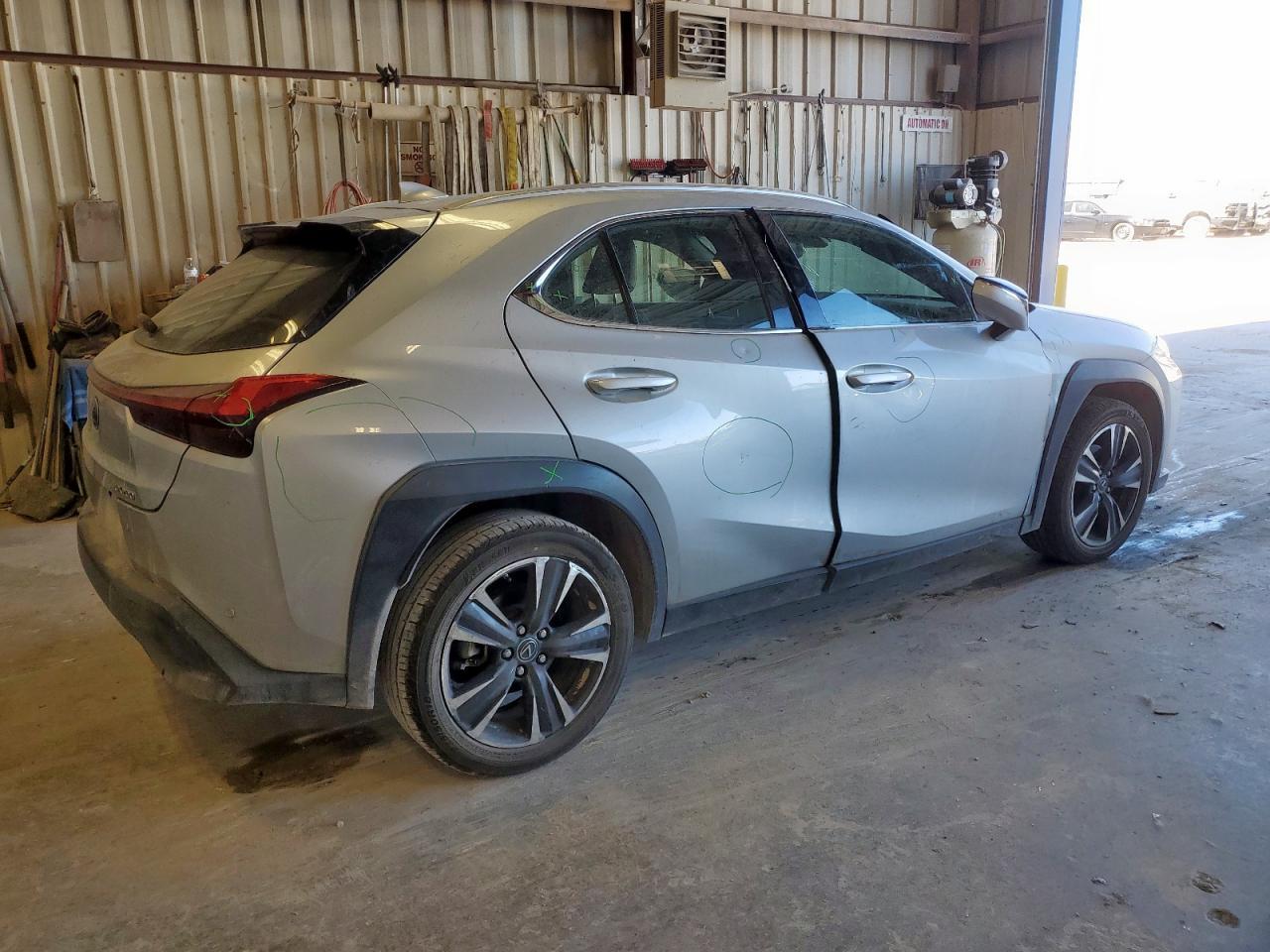 2020 Lexus Ux 200 - Фото 3