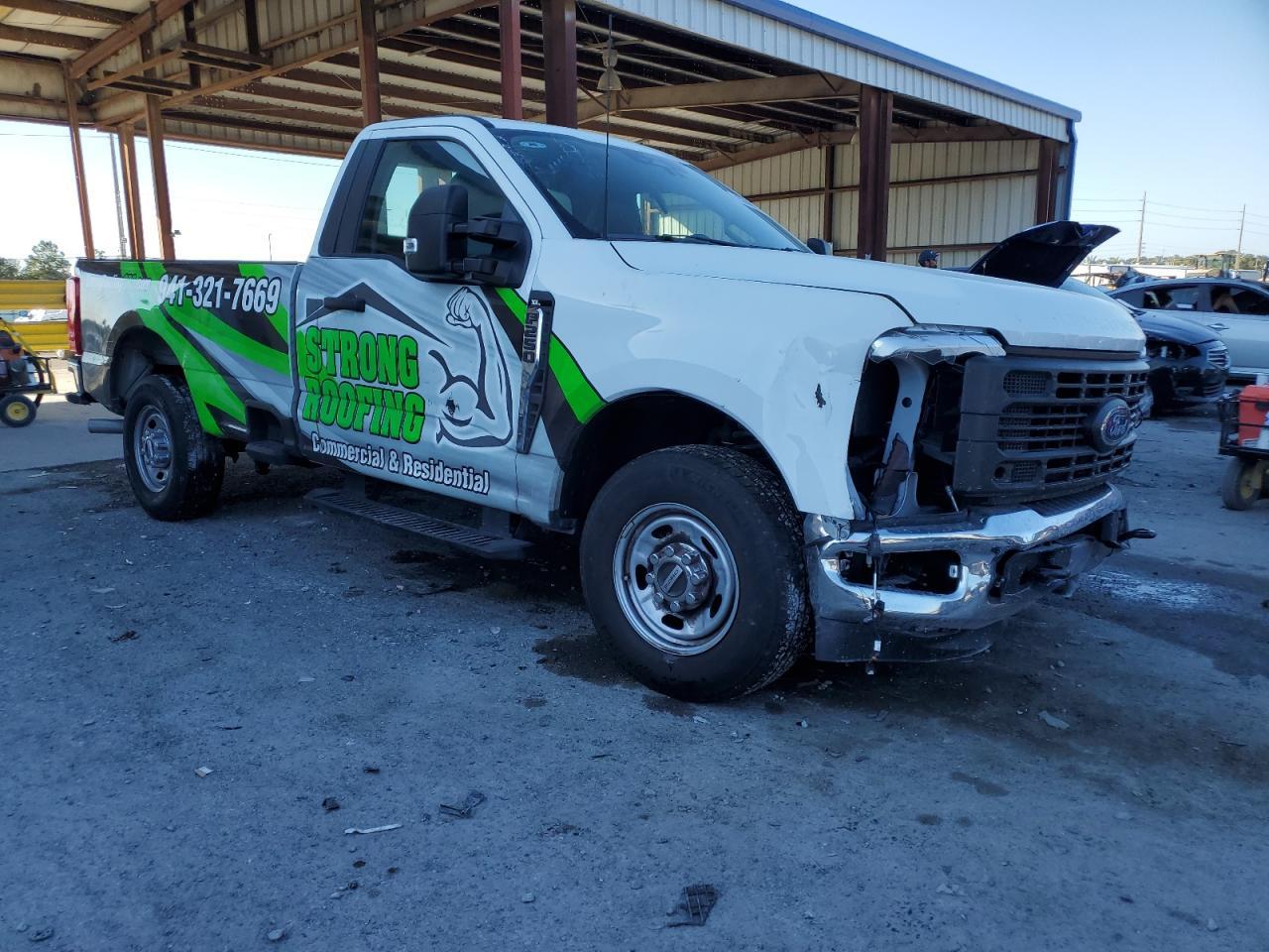 2024 Ford F250 Super Duty - Фото 4