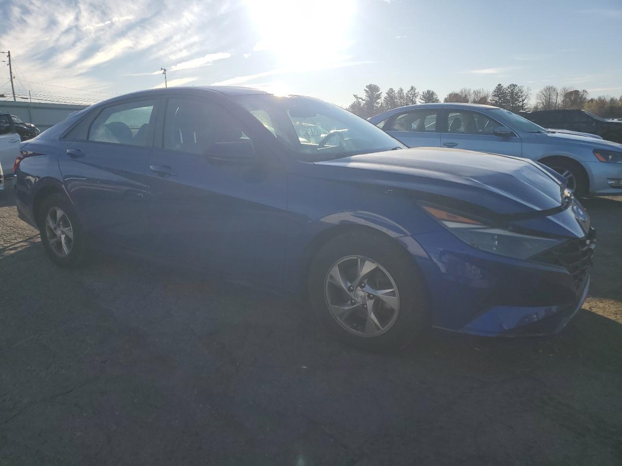 2021 Hyundai Elantra - Фото 4