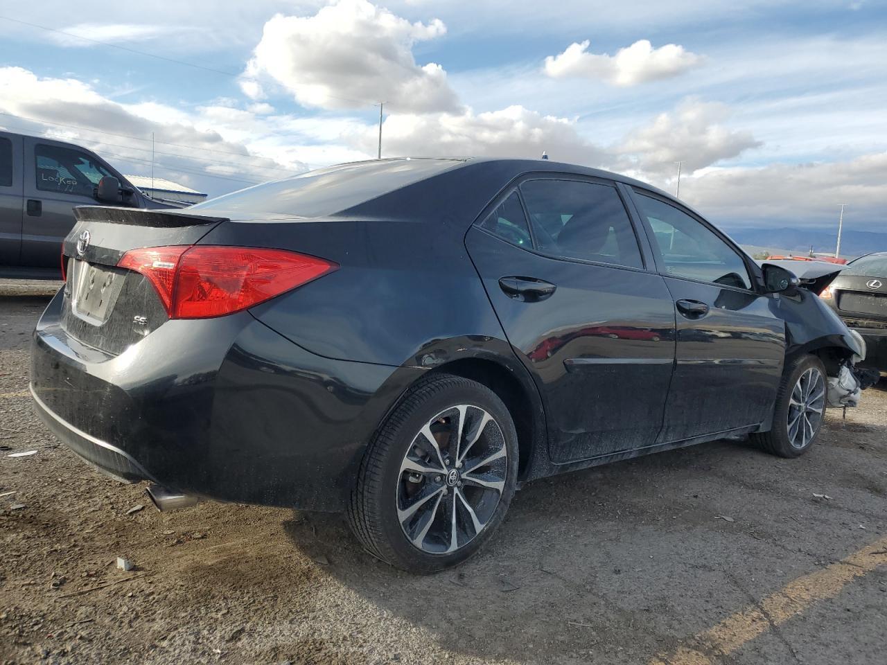 2018 Toyota Corolla Se - Фото 3