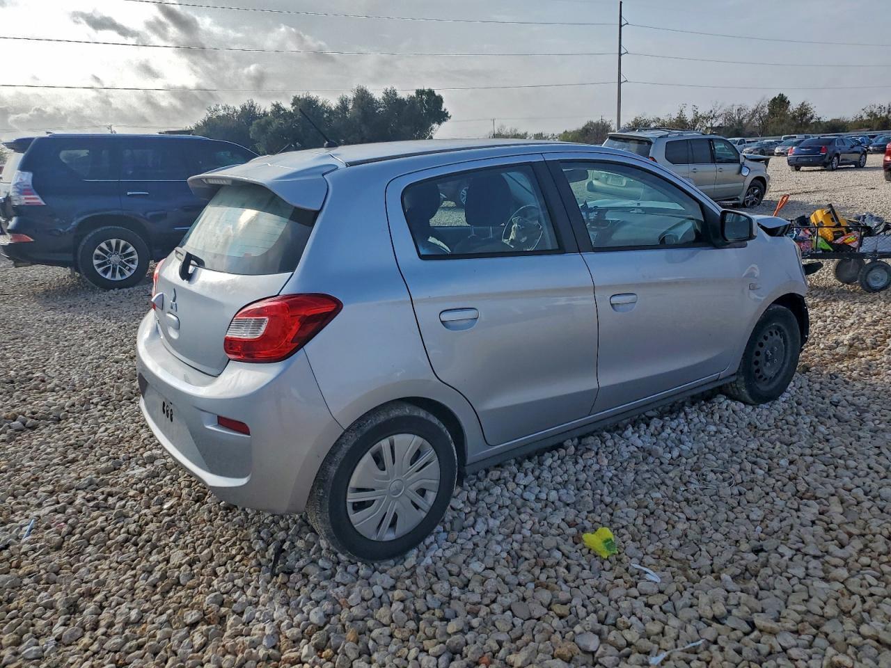 2020 Mitsubishi Mirage Es - Фото 3
