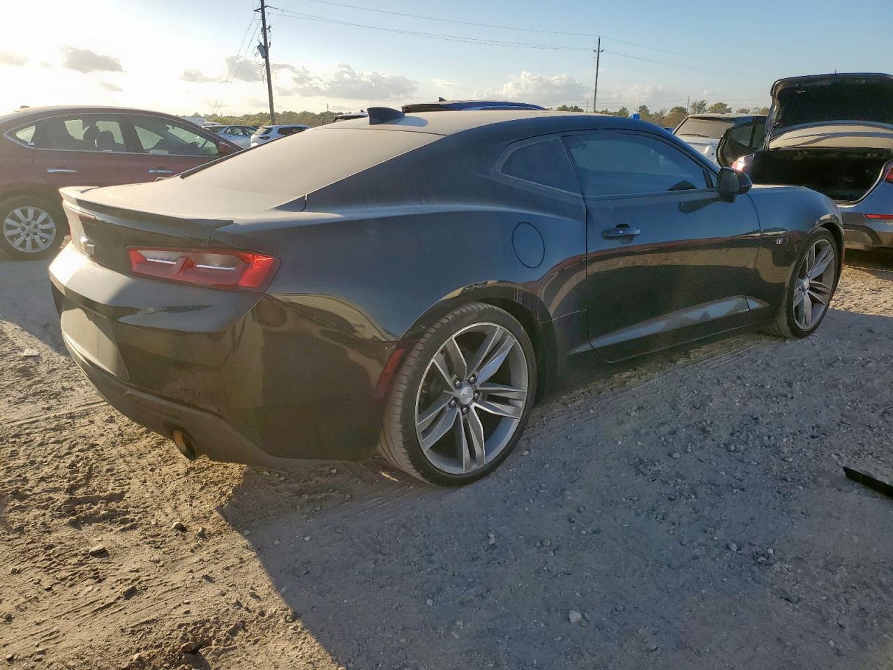 2018 Chevrolet Camaro Lt - Фото 3