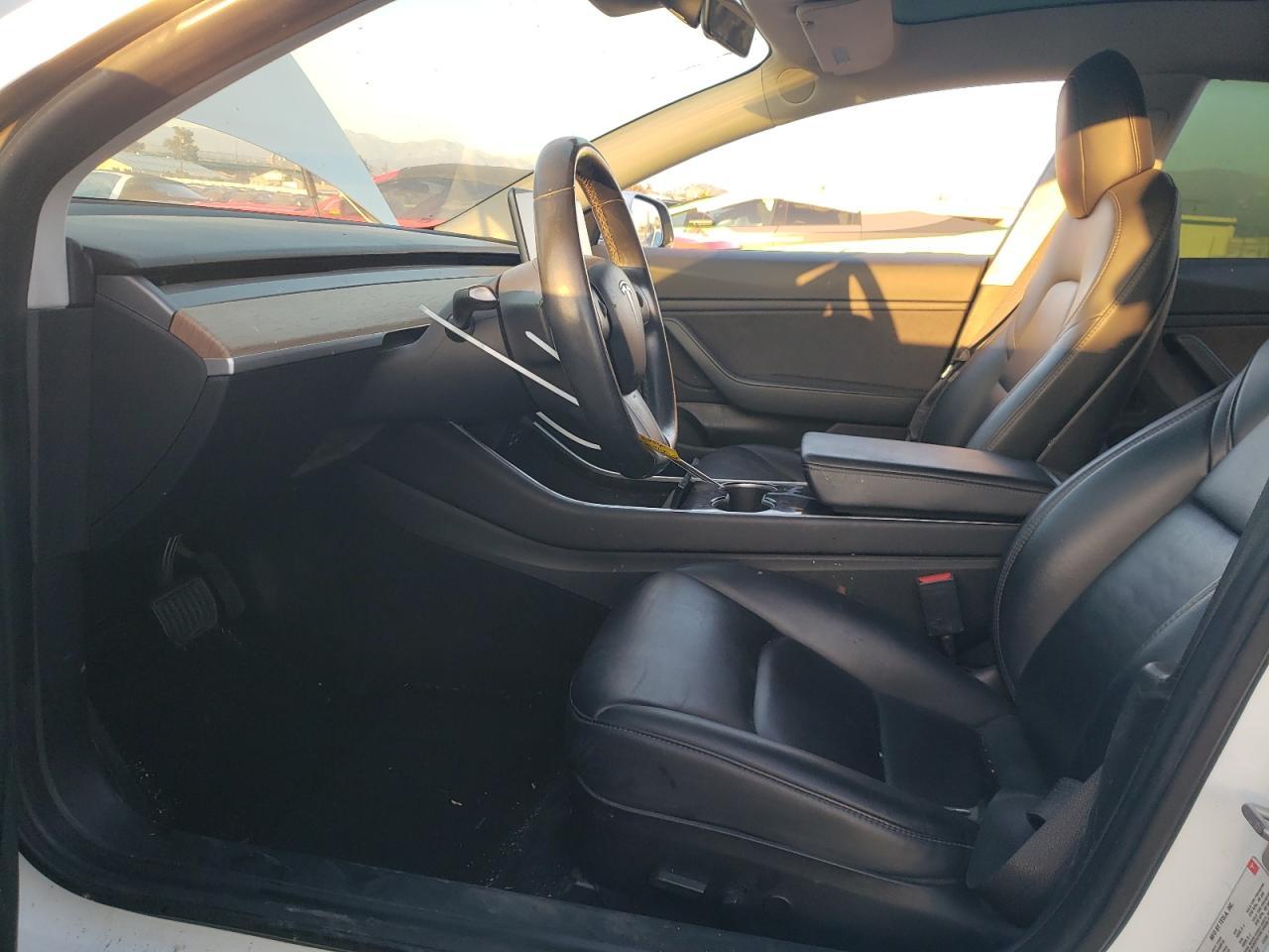 2018 Tesla Model 3 - Фото 7