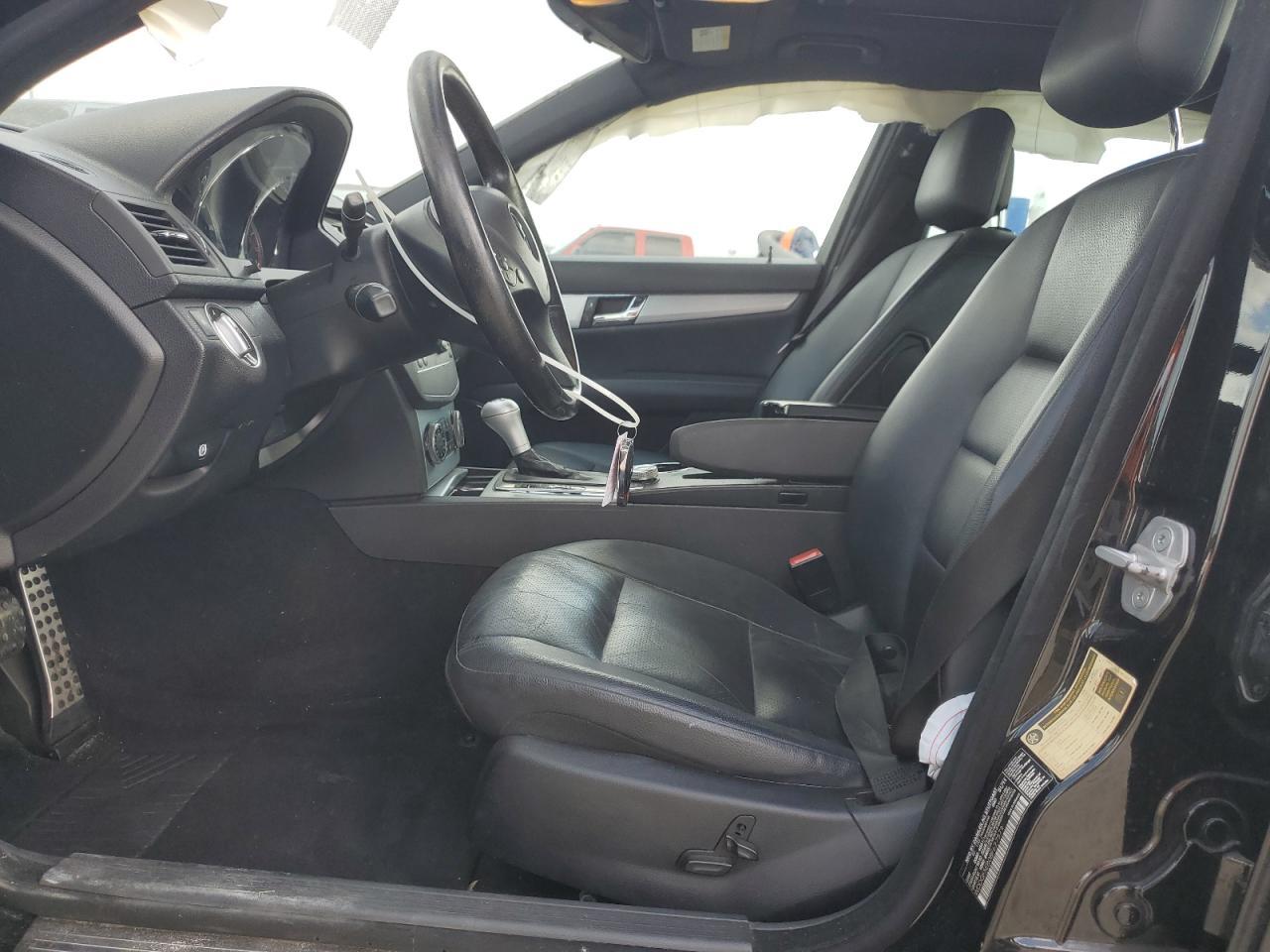 2011 Mercedes-Benz C 300 - Image 7