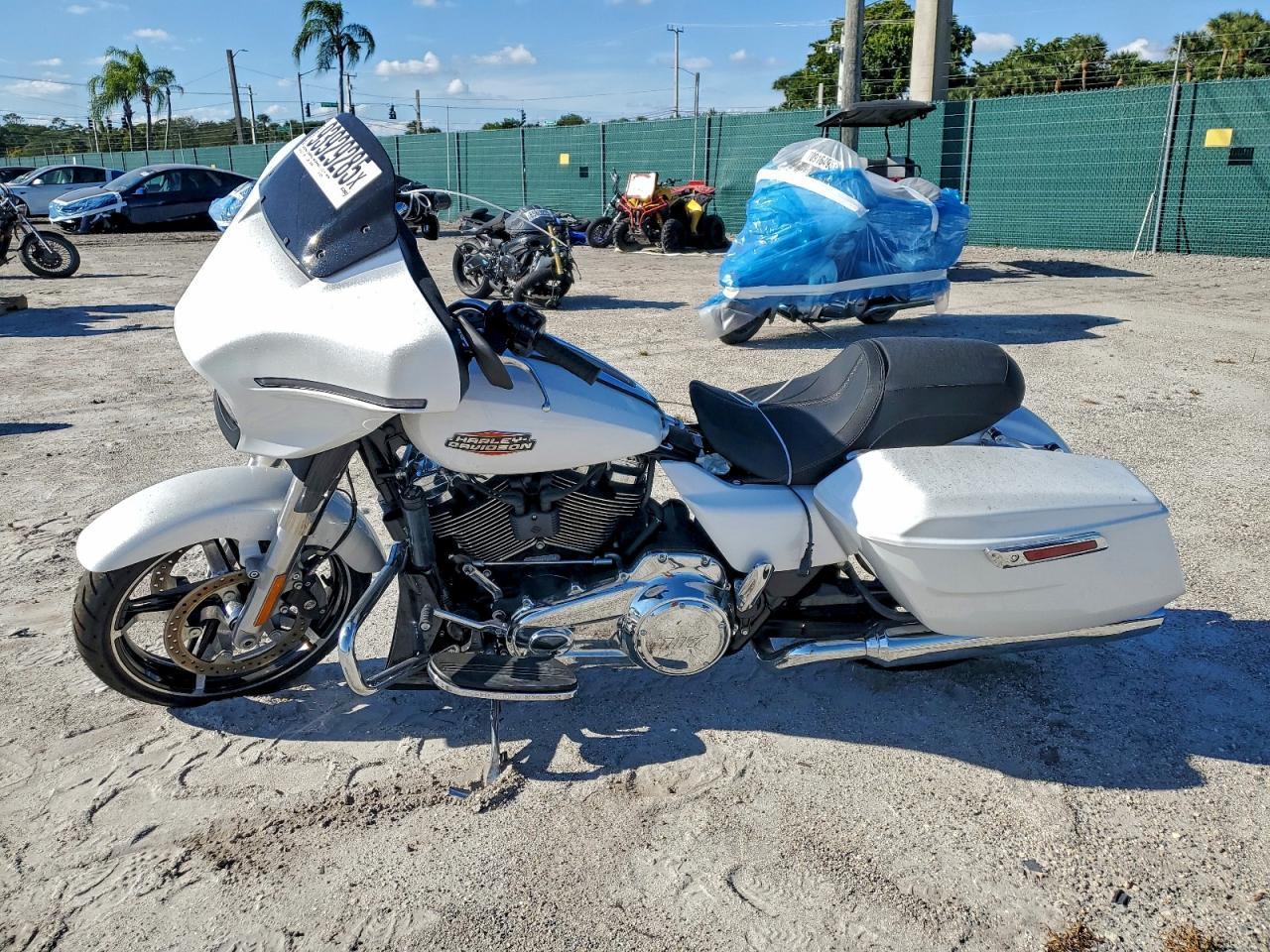 2024 Harley-Davidson Flhx - Фото 3