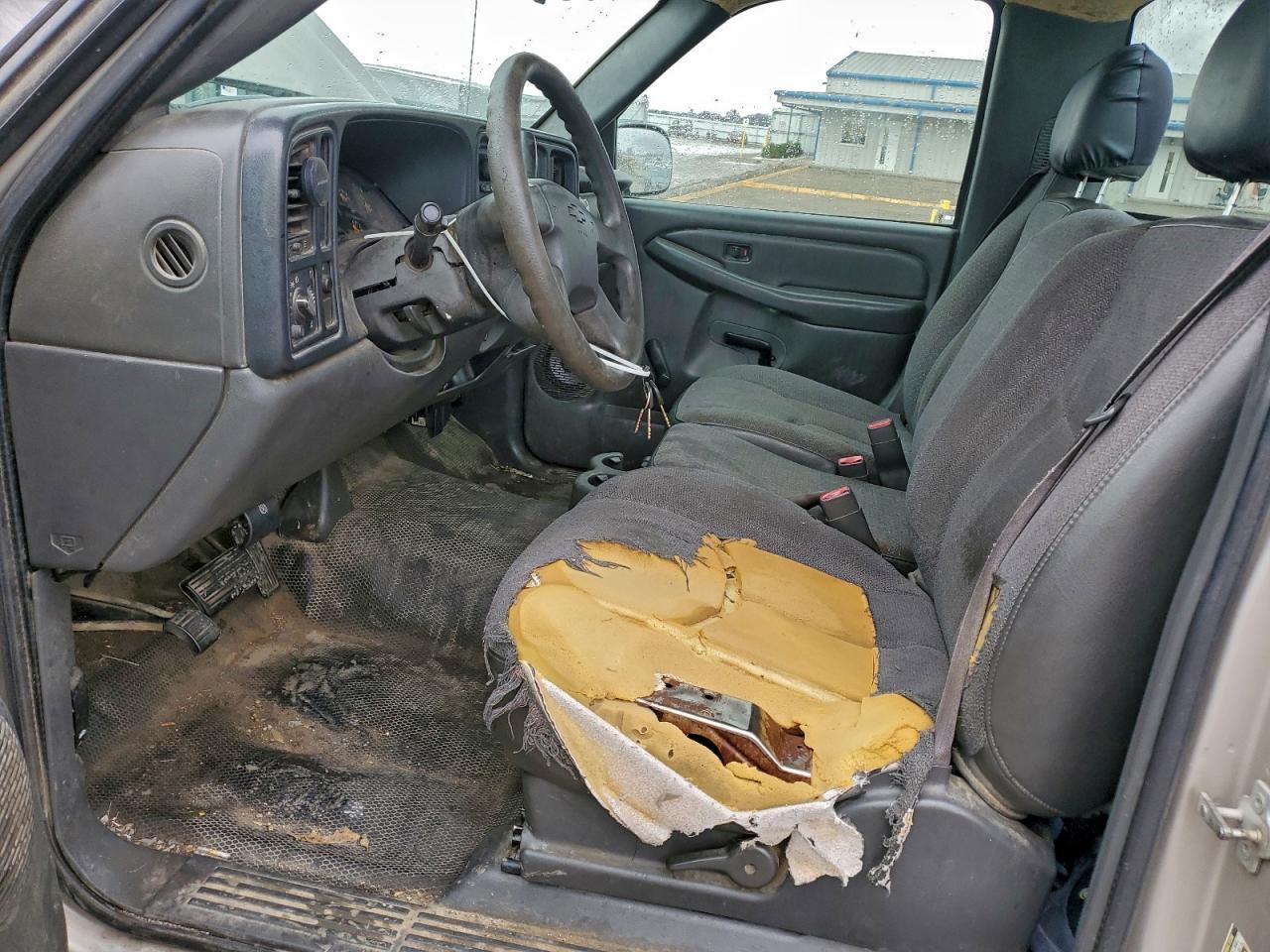 2005 Chevrolet Silverado C1500 - Фото 7