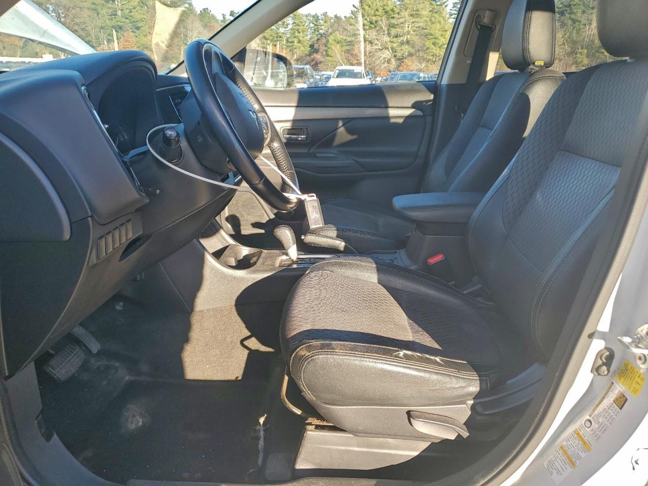 2015 Mitsubishi Outlander Se - Фото 7