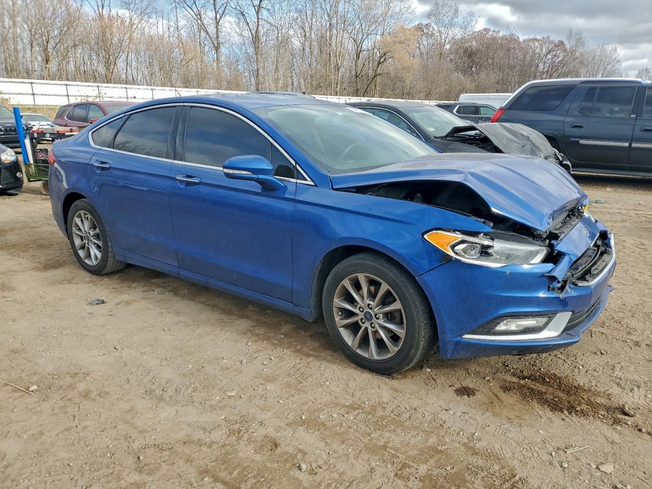 2017 Ford Fusion Se - Фото 4