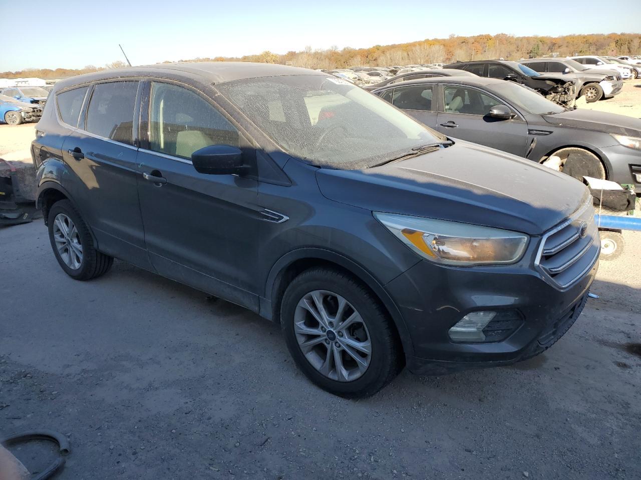 2017 Ford Escape Se - Image 4