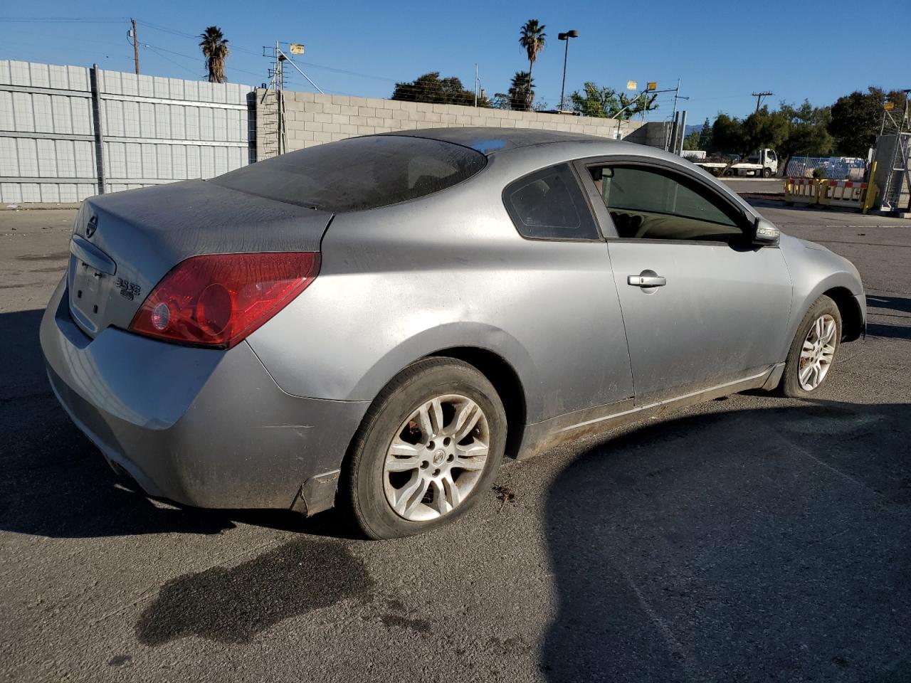 2008 Nissan Altima 3.5 Se - Image 3