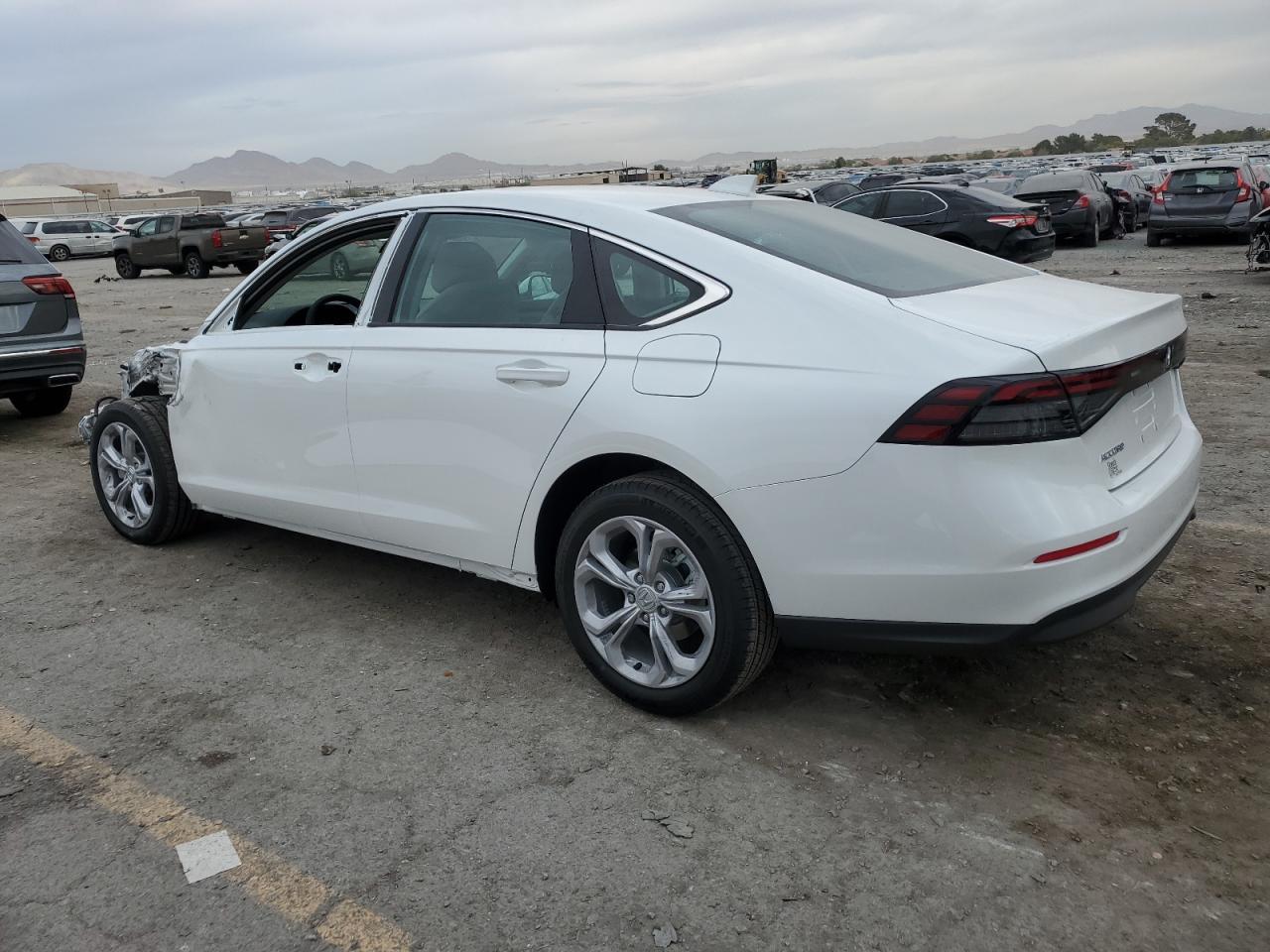 2025 Honda Accord Lx - Фото 2