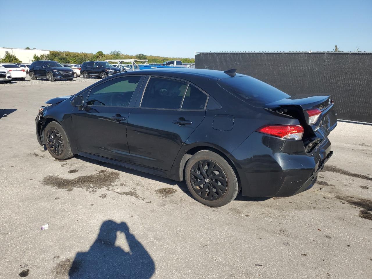 2022 Toyota Corolla Le - Image 2