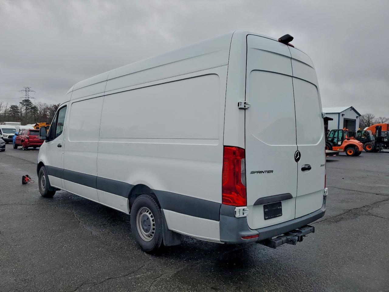 2022 Mercedes Benz Sprinter 2500 Delivery Van - Image 2