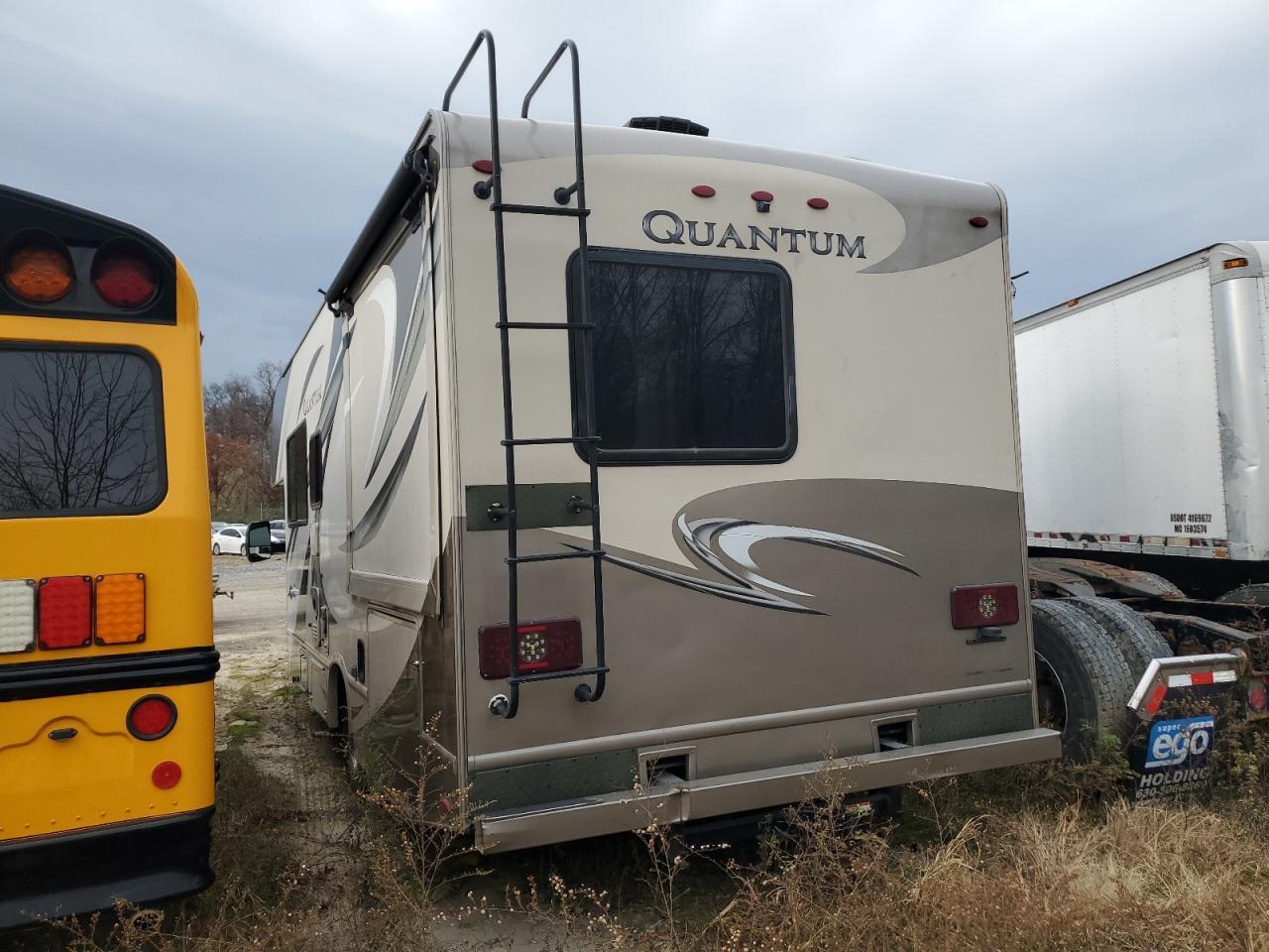 2017 Ford E350 Recreational Vehicle - Фото 3