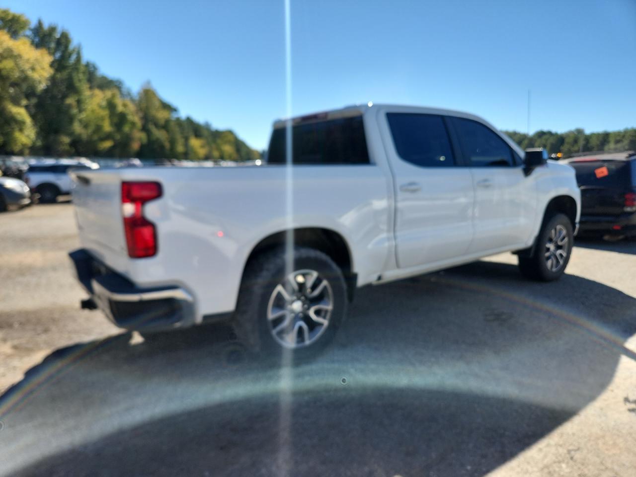 2020 Chevrolet Silverado K1500 Lt - Image 3