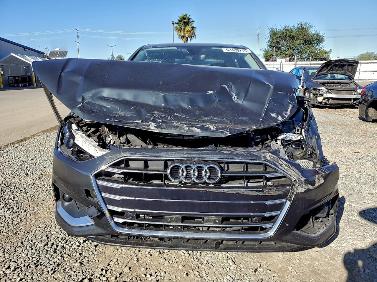 2020 Audi A4 Premium Plus - Image 5