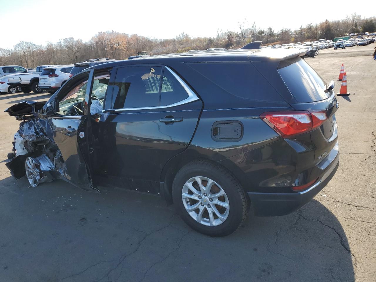 2018 Chevrolet Equinox Lt - Фото 2