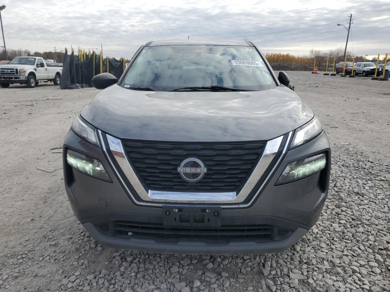 2022 Nissan Rogue S - Фото 5