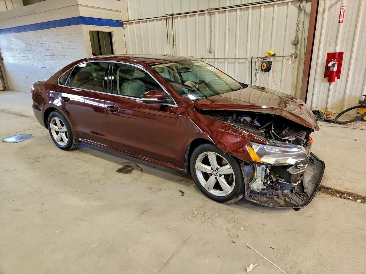 2013 Volkswagen Passat Se - Фото 4