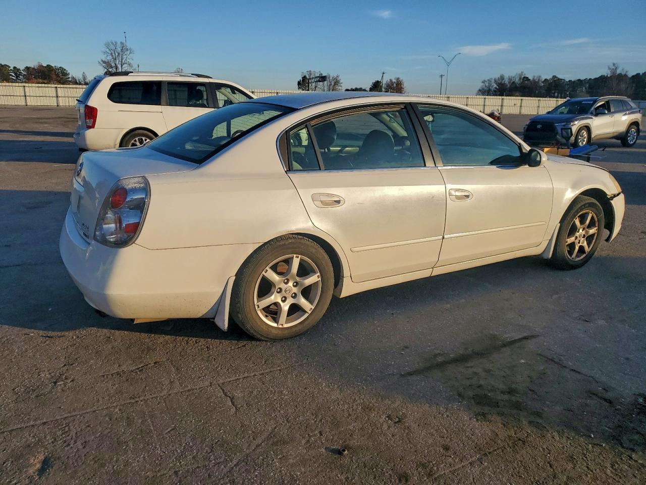 2006 Nissan Altima S - Image 3