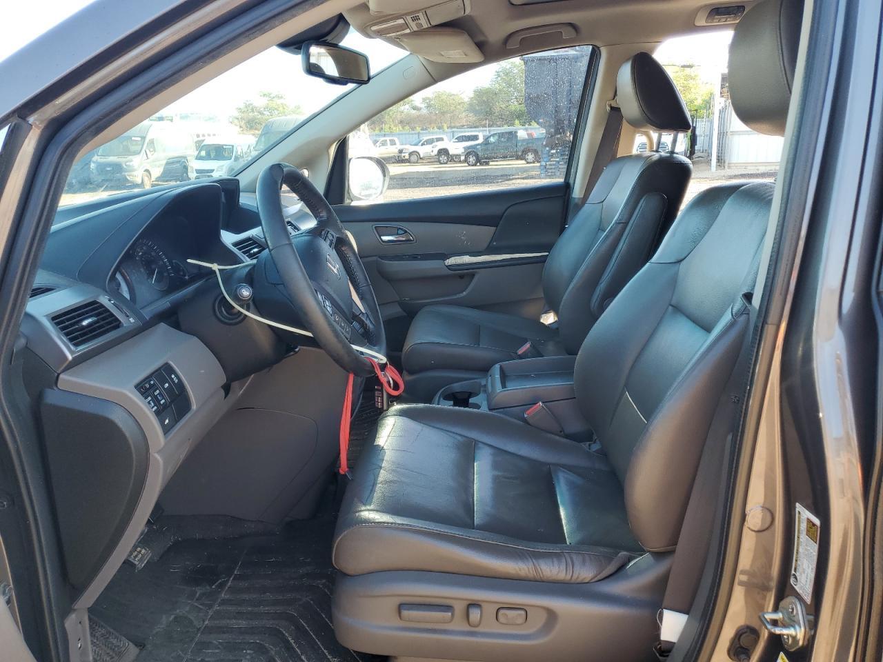 2014 Honda Odyssey Exl - Image 7