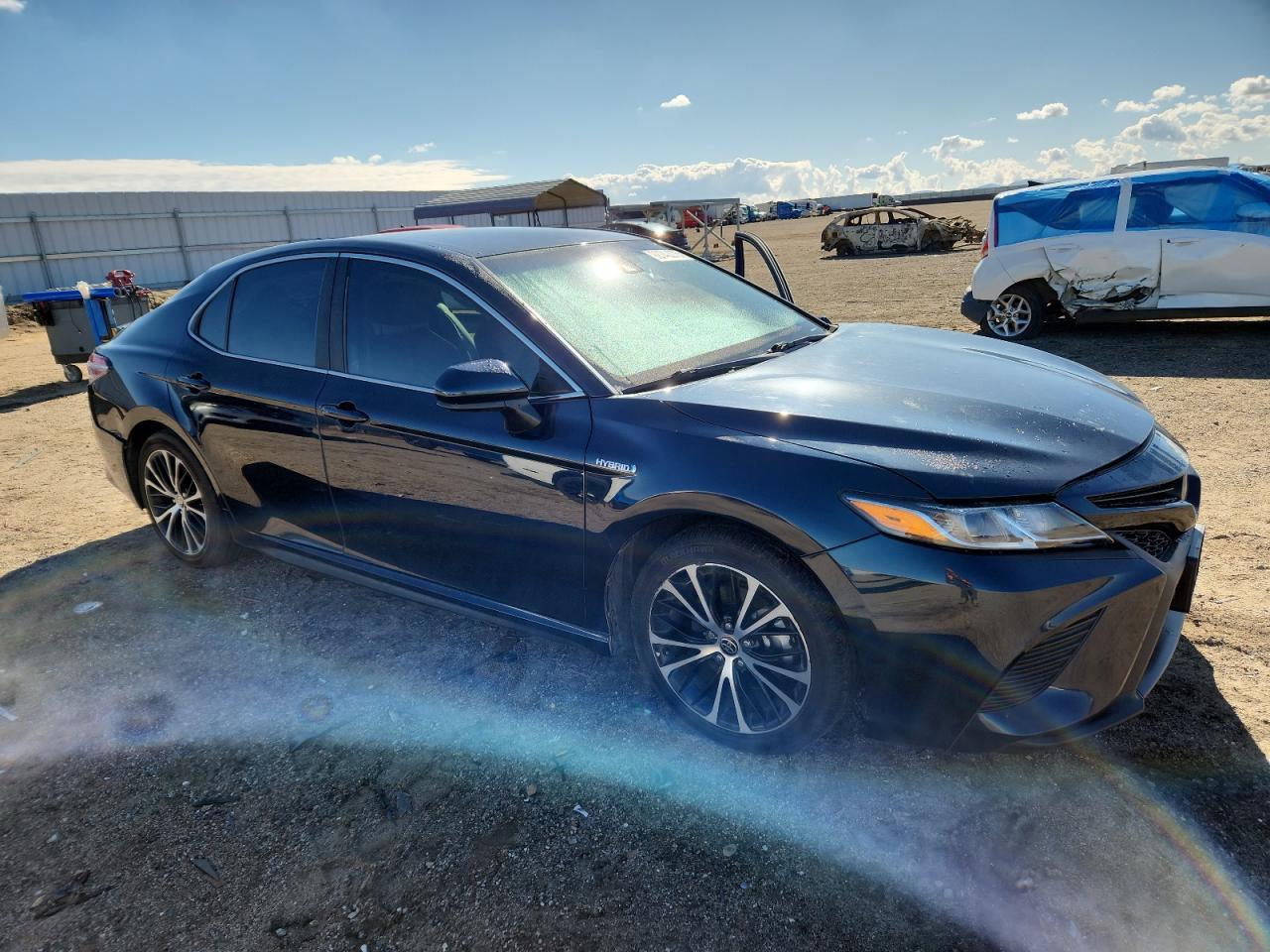 2020 Toyota Camry Se - Image 4