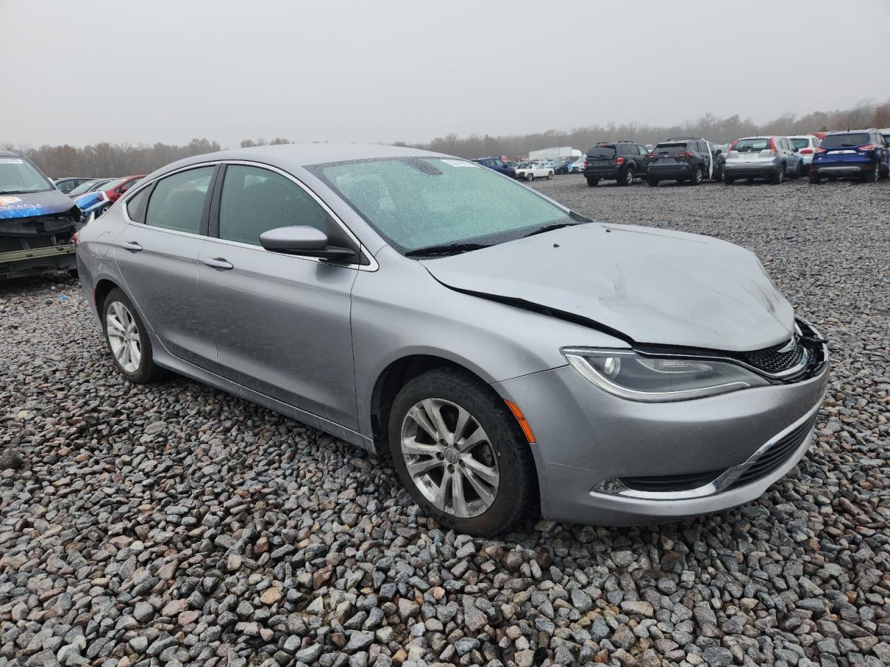 2015 Chrysler 200 Limited - Image 4