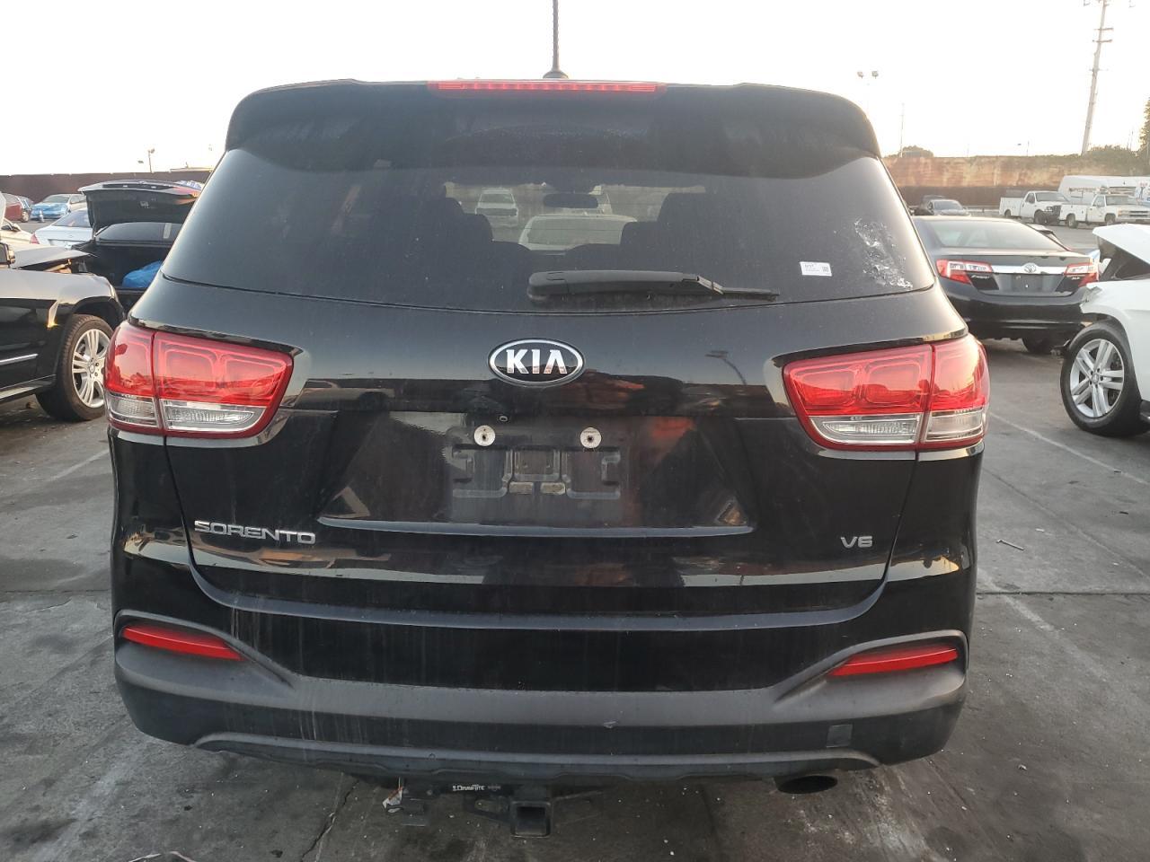 2017 Kia Sorento Lx - Фото 6