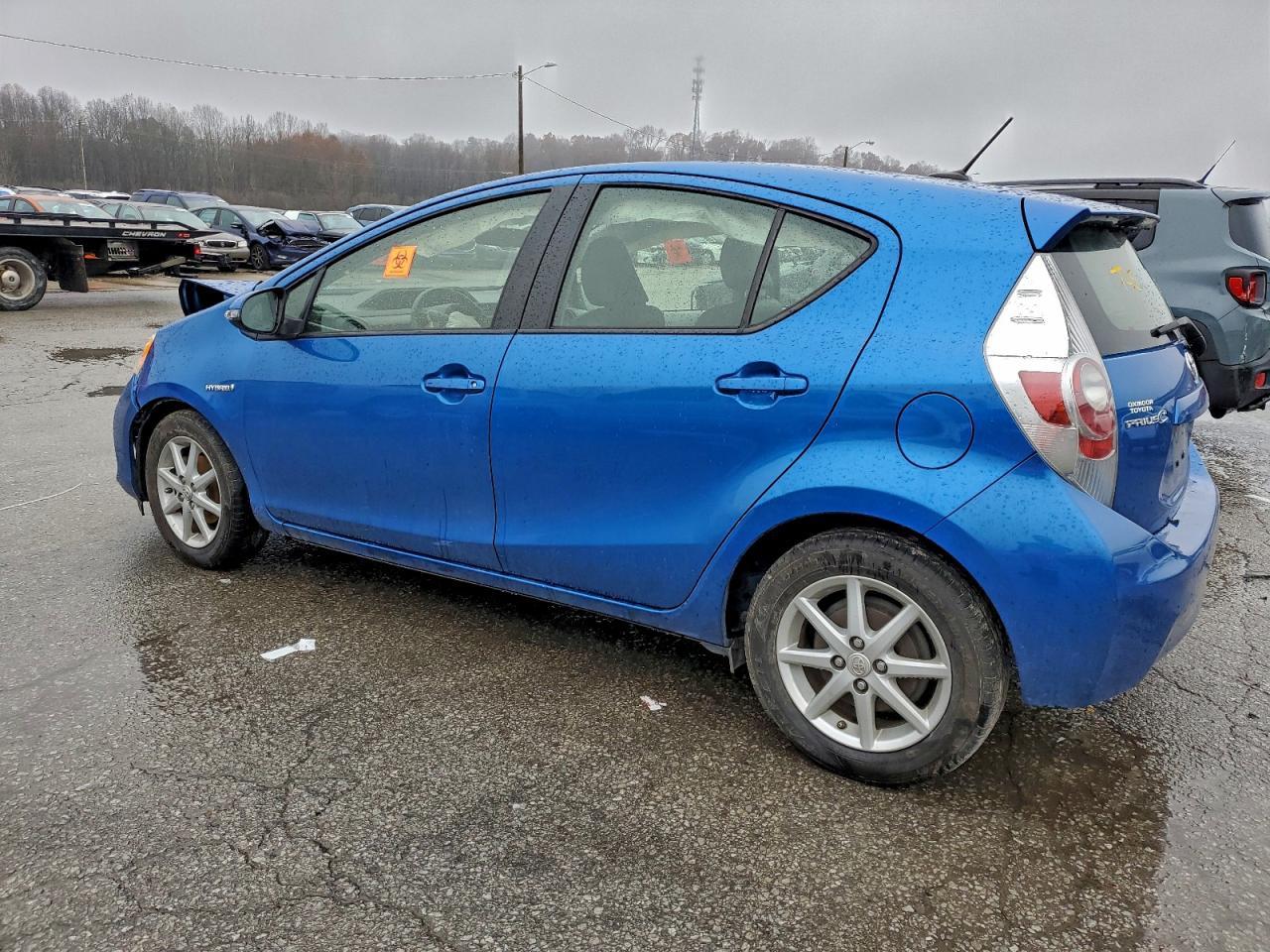 2013 Toyota Prius - Фото 2