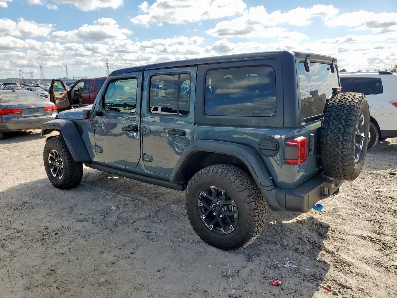 2025 Jeep Wrangler Rubicon 4Xe - Фото 2