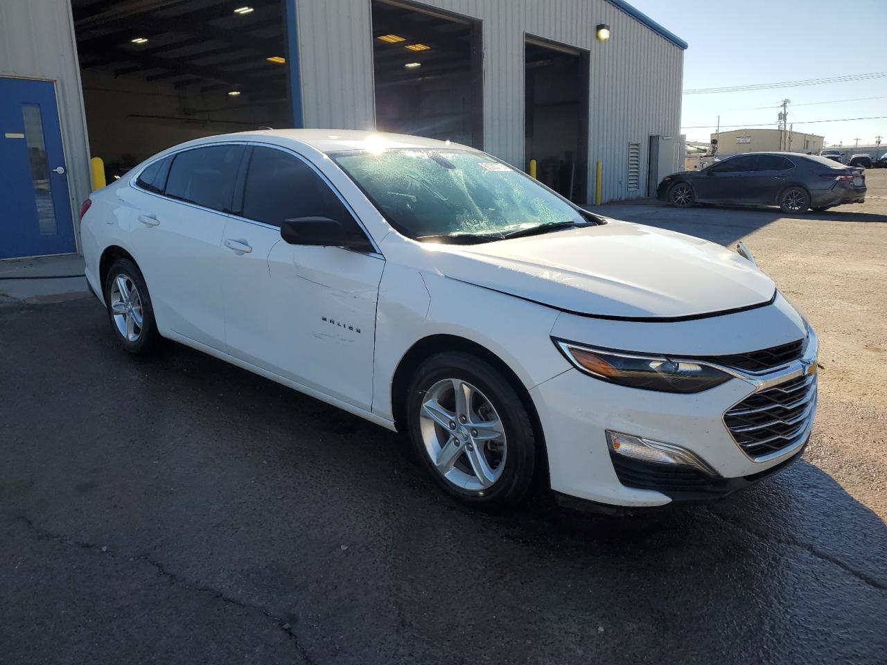 2019 Chevrolet Malibu Ls - Image 4