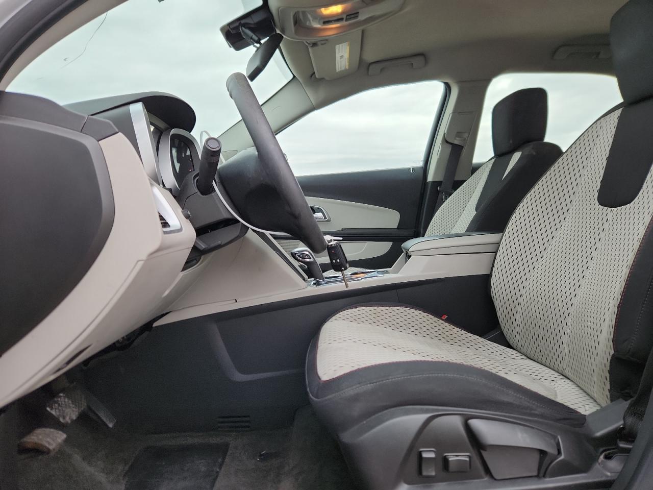 2010 Chevrolet Equinox Ls - Image 7