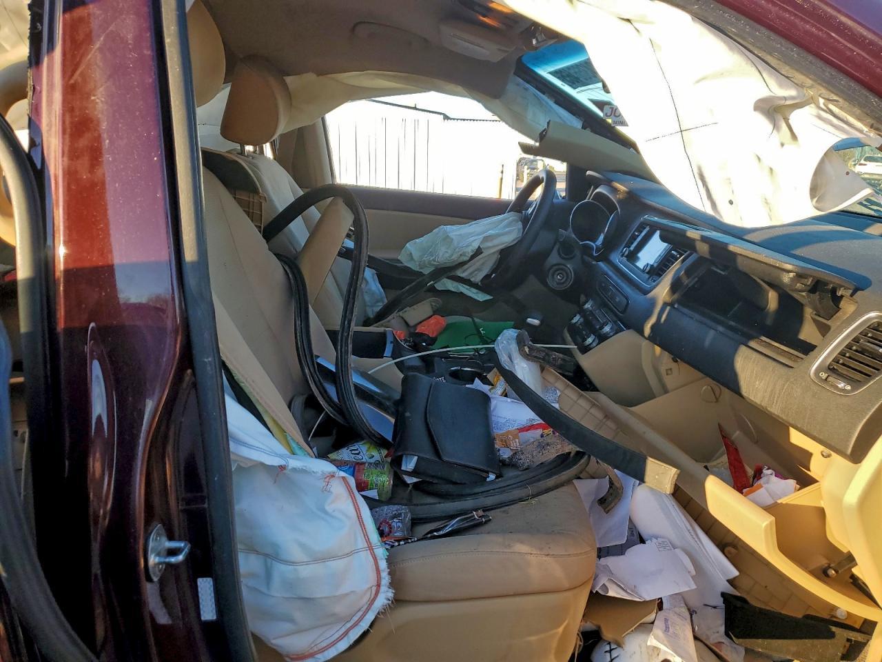 2019 Kia Sedona Lx - Image 7