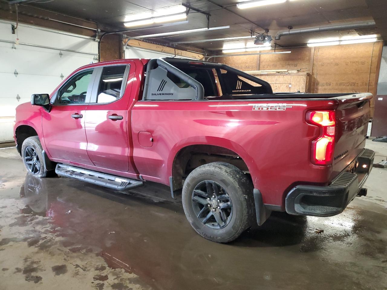 2020 Chevrolet Silverado K1500 Trail Boss Custom - Фото 2