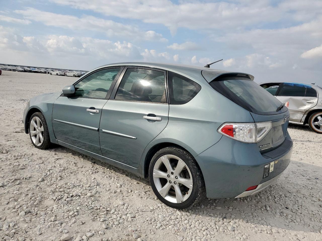 2011 Subaru Impreza Outback Sport - Фото 2