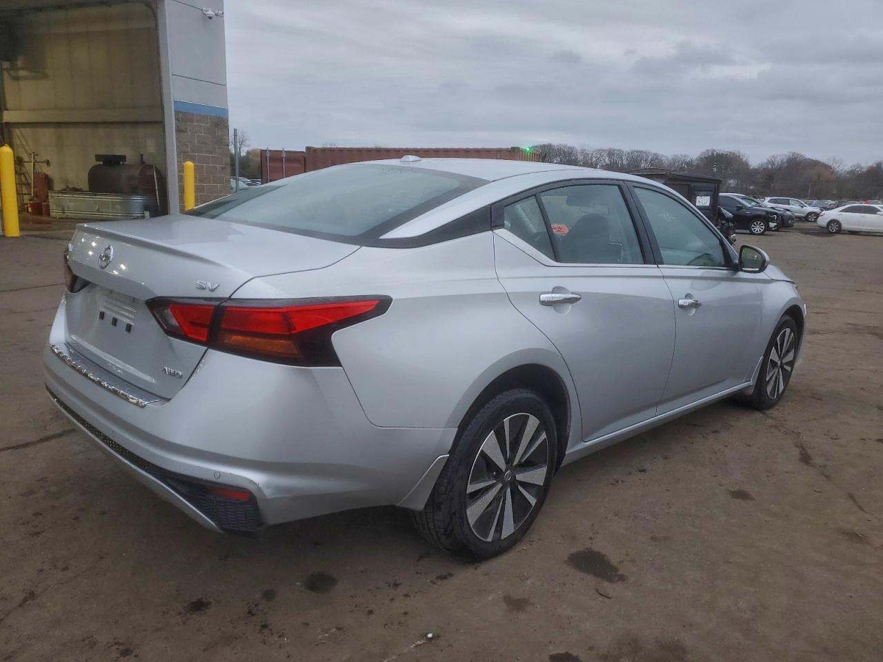 2022 Nissan Altima Sv - Фото 3