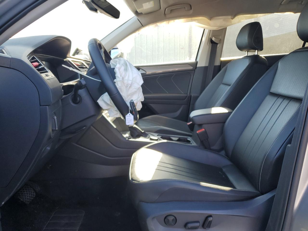 2024 Volkswagen Tiguan Se - Image 7