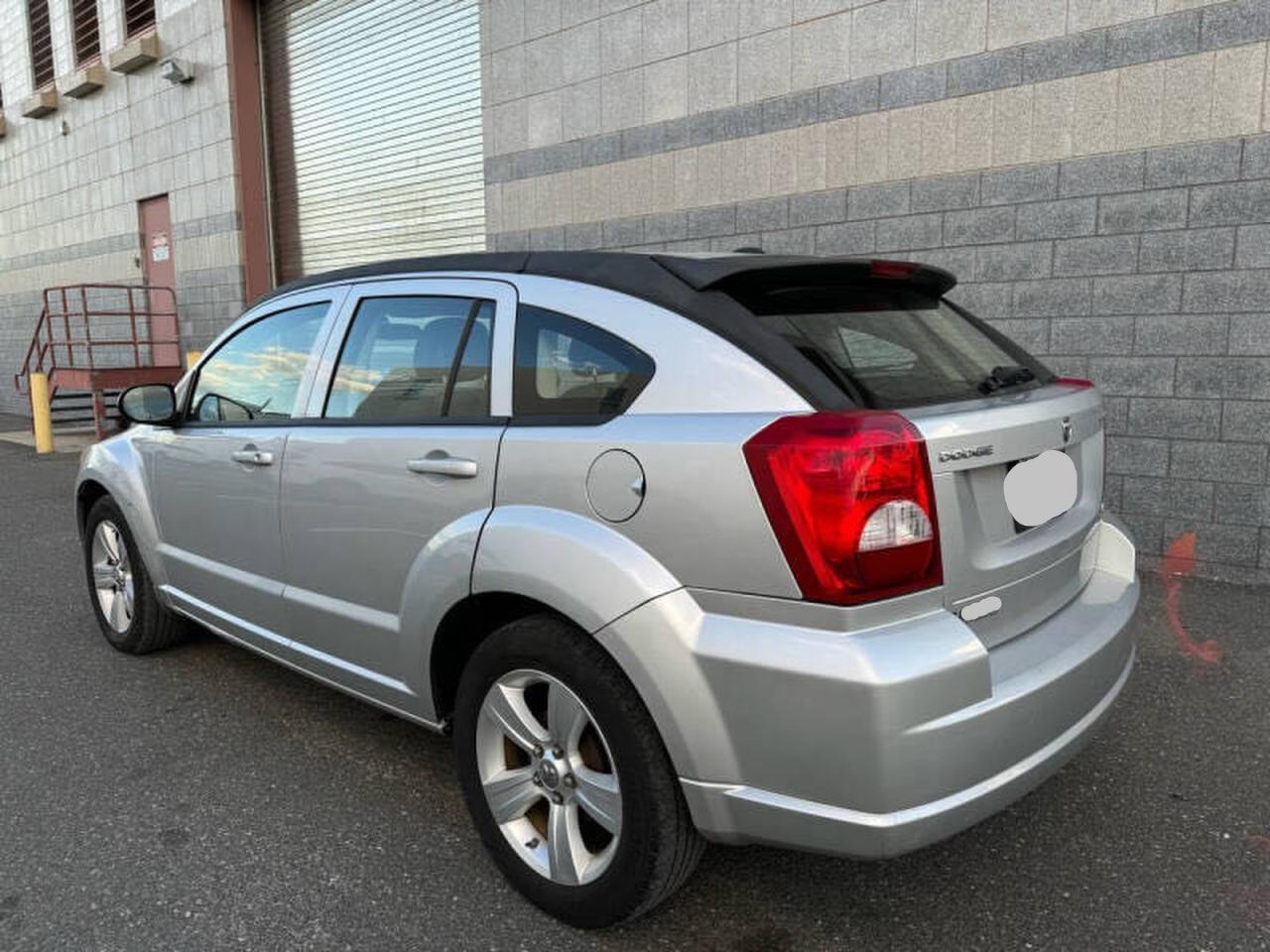 2010 Dodge Caliber Sxt - Image 3