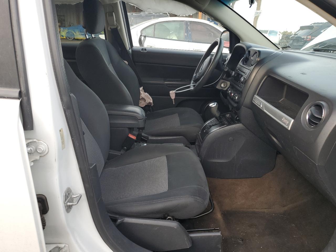 2015 Jeep Compass Sport - Image 7