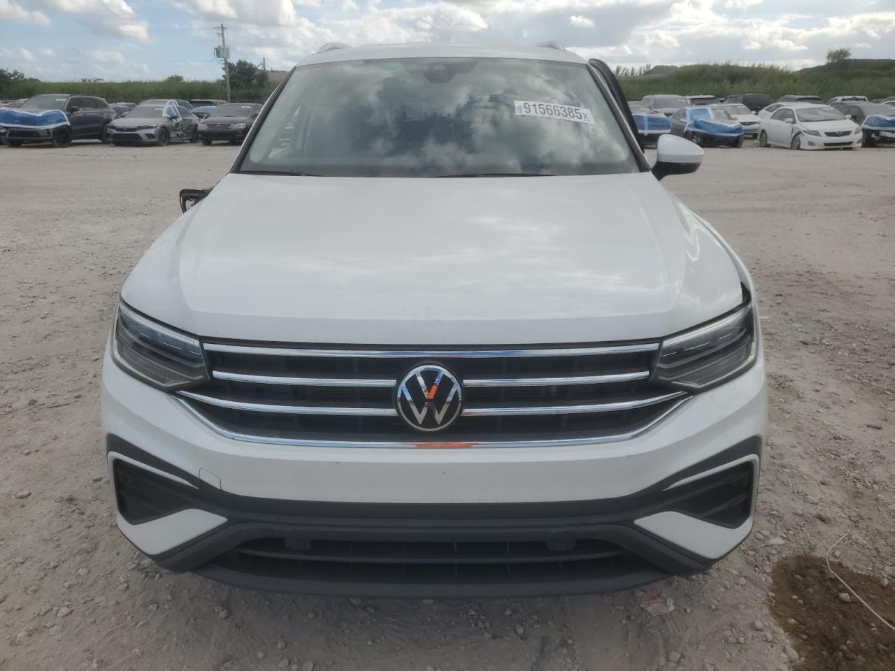 2023 Volkswagen Tiguan Se - Image 5