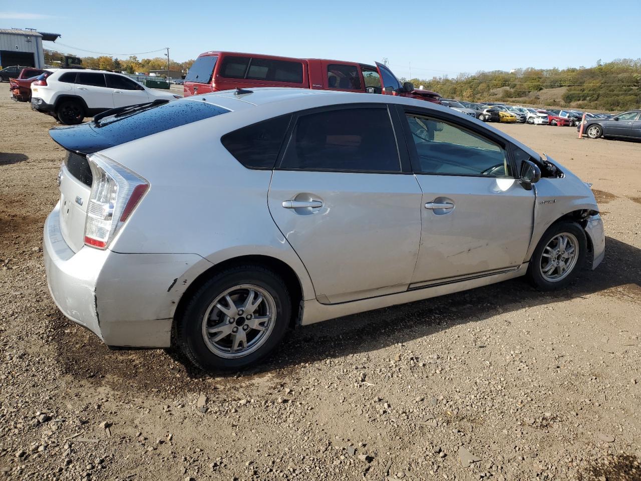 2010 Toyota Prius Ii - Image 3
