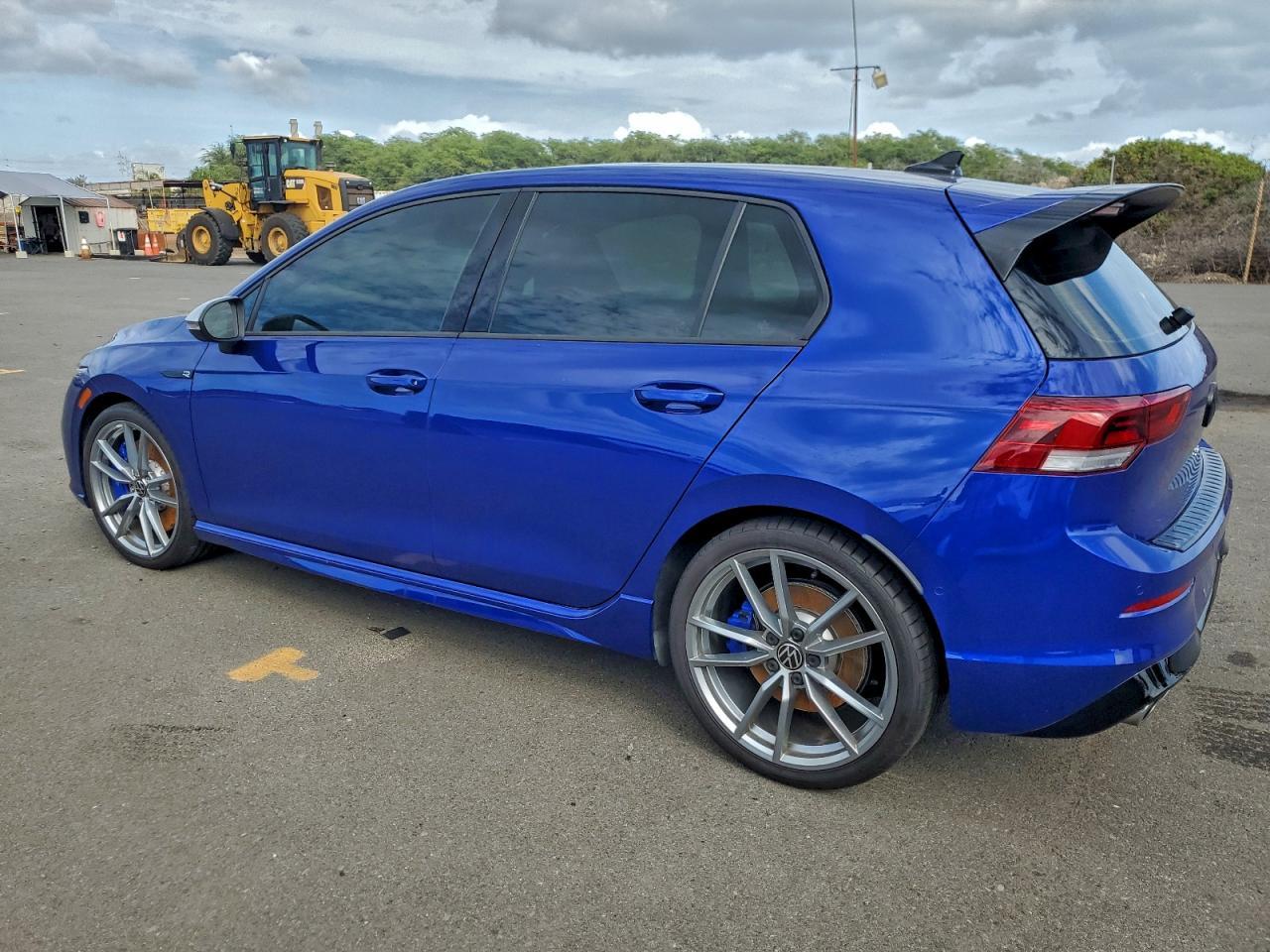 2024 Volkswagen Golf R - Image 2