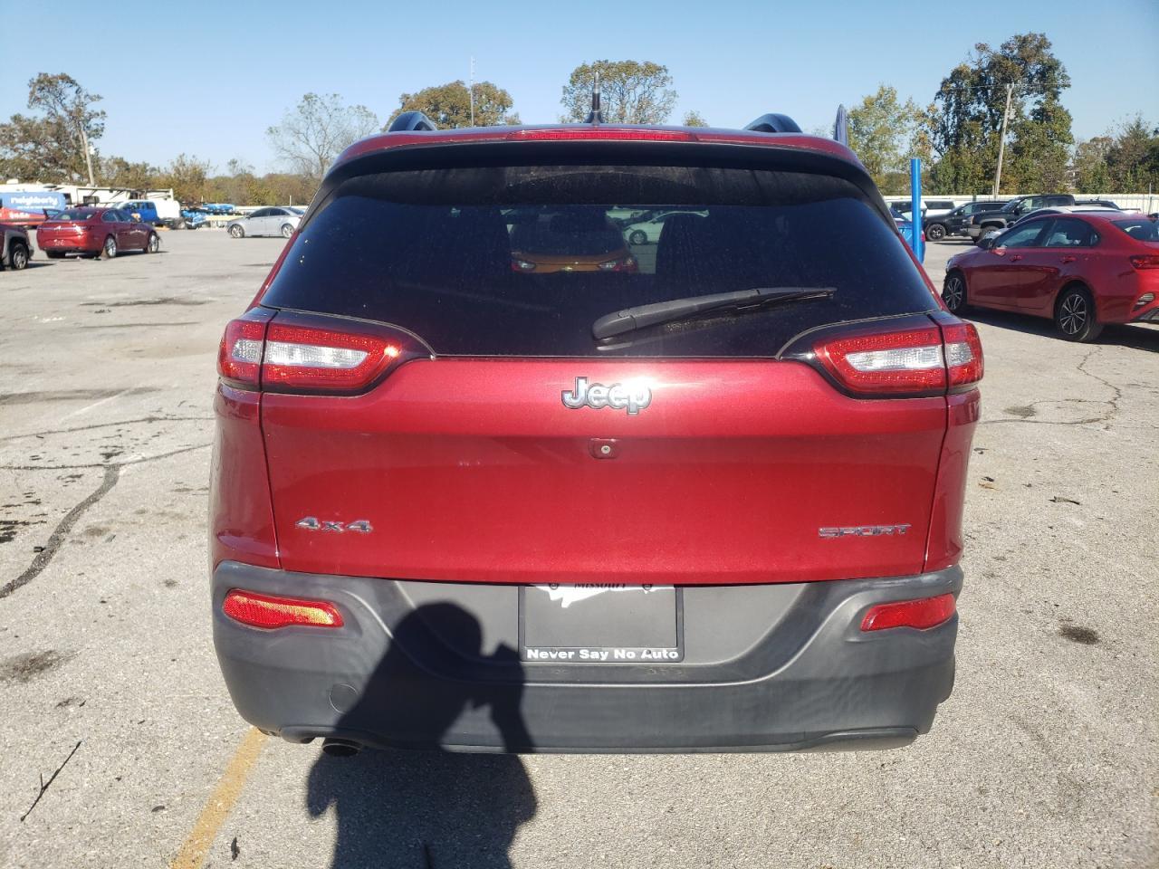 2016 Jeep Cherokee Sport - Фото 6
