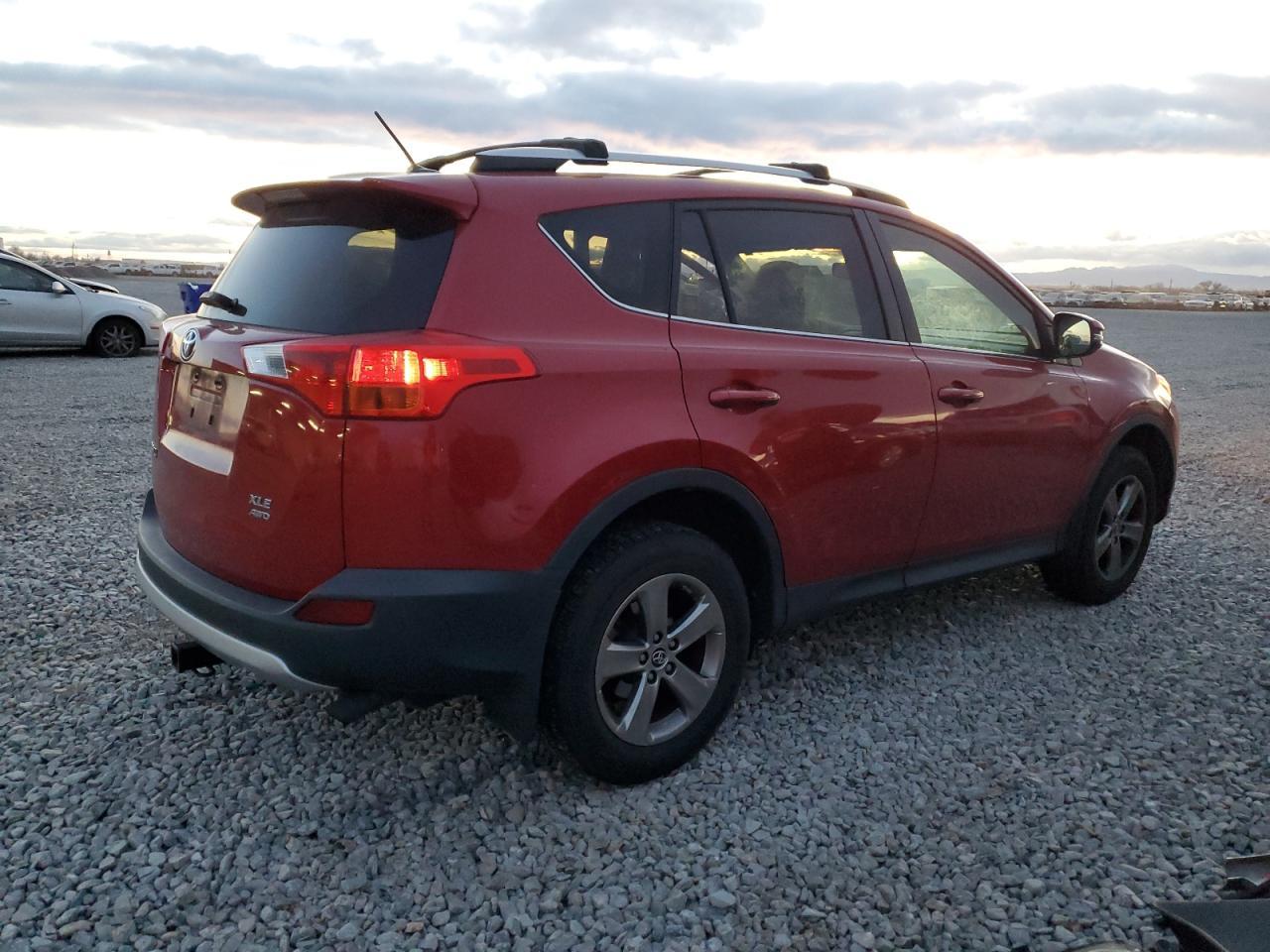 2015 Toyota Rav4 Xle - Фото 3