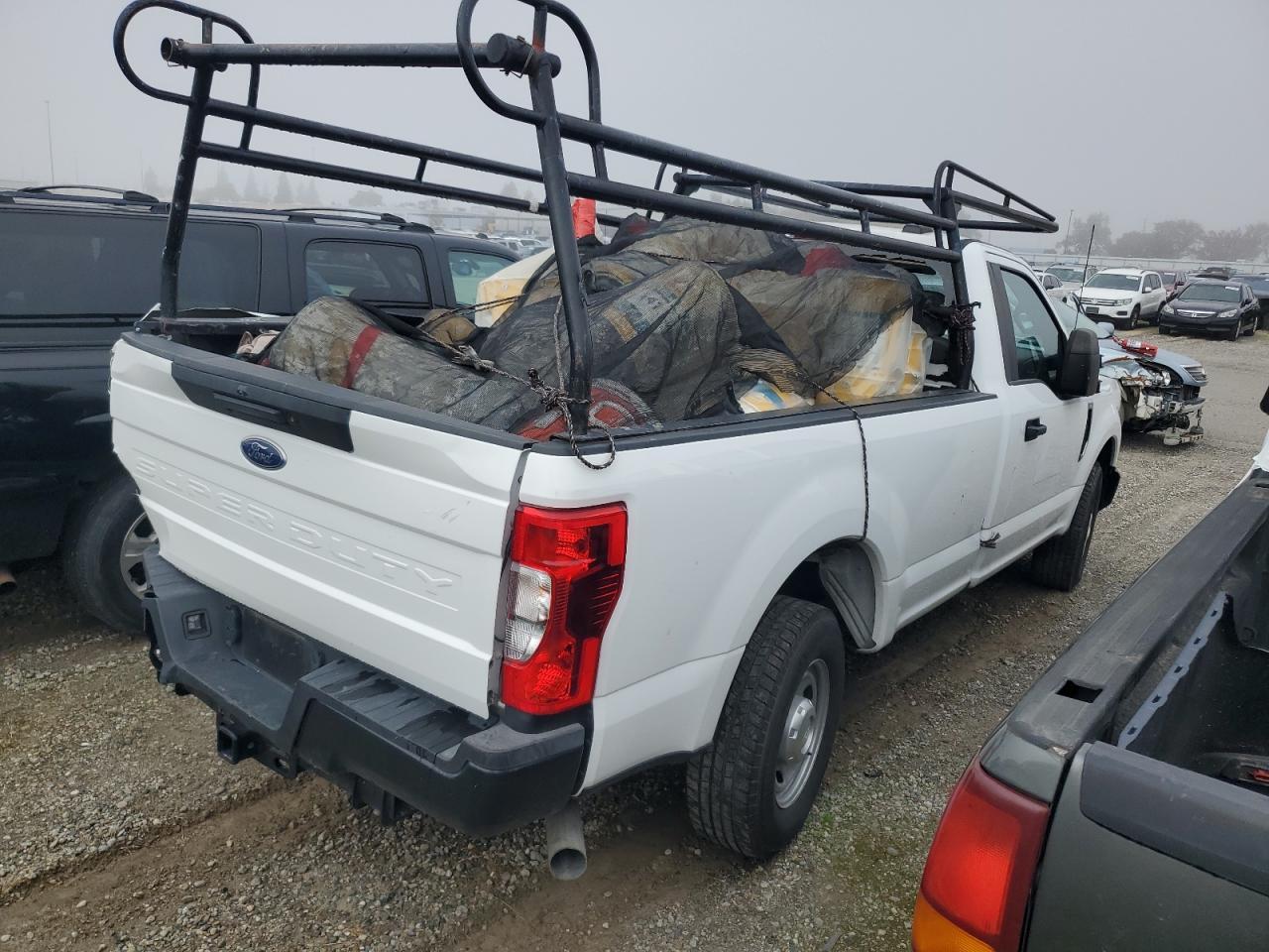 2022 Ford F250 Super Duty - Image 3